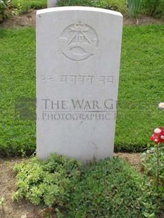 ANCONA WAR CEMETERY - AITA BAHADUR LIMBU, 